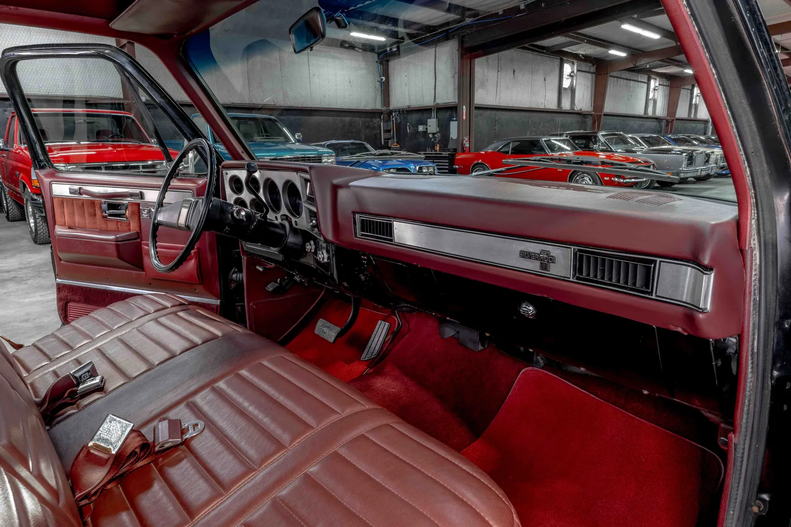 1987-Chevrolet-C10-Black-168878-49.jpg